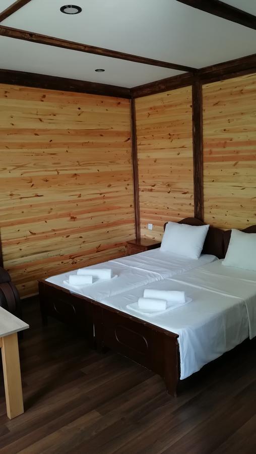 Sister'S Warm Guest House Batumi Exteriör bild